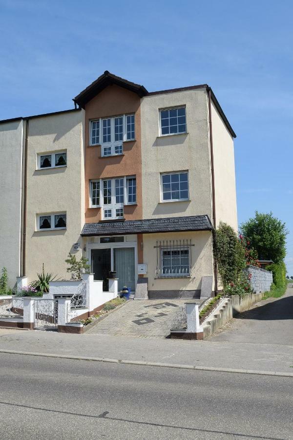 Wandelt *